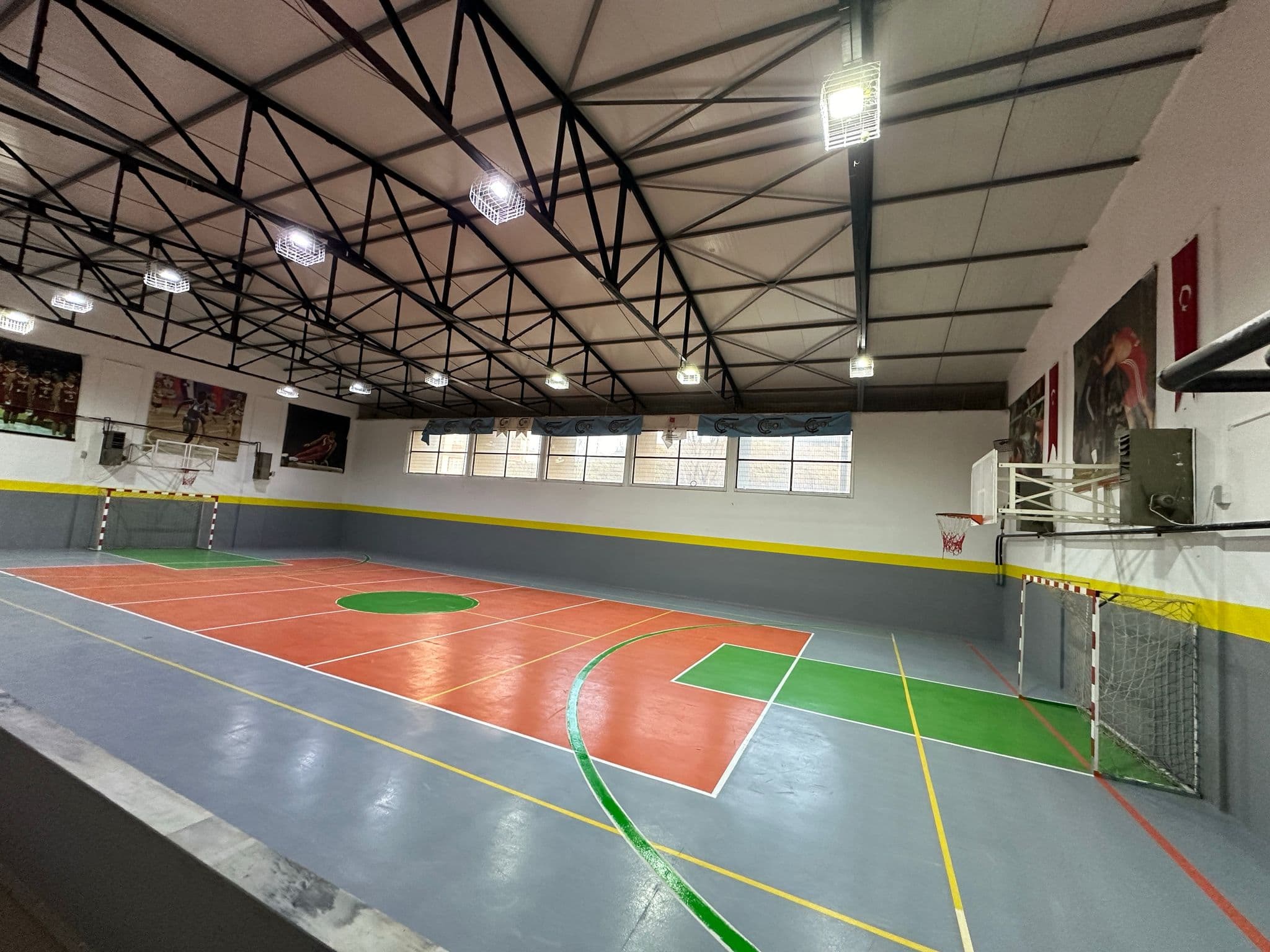 Spor Salonu Zemin Boyama